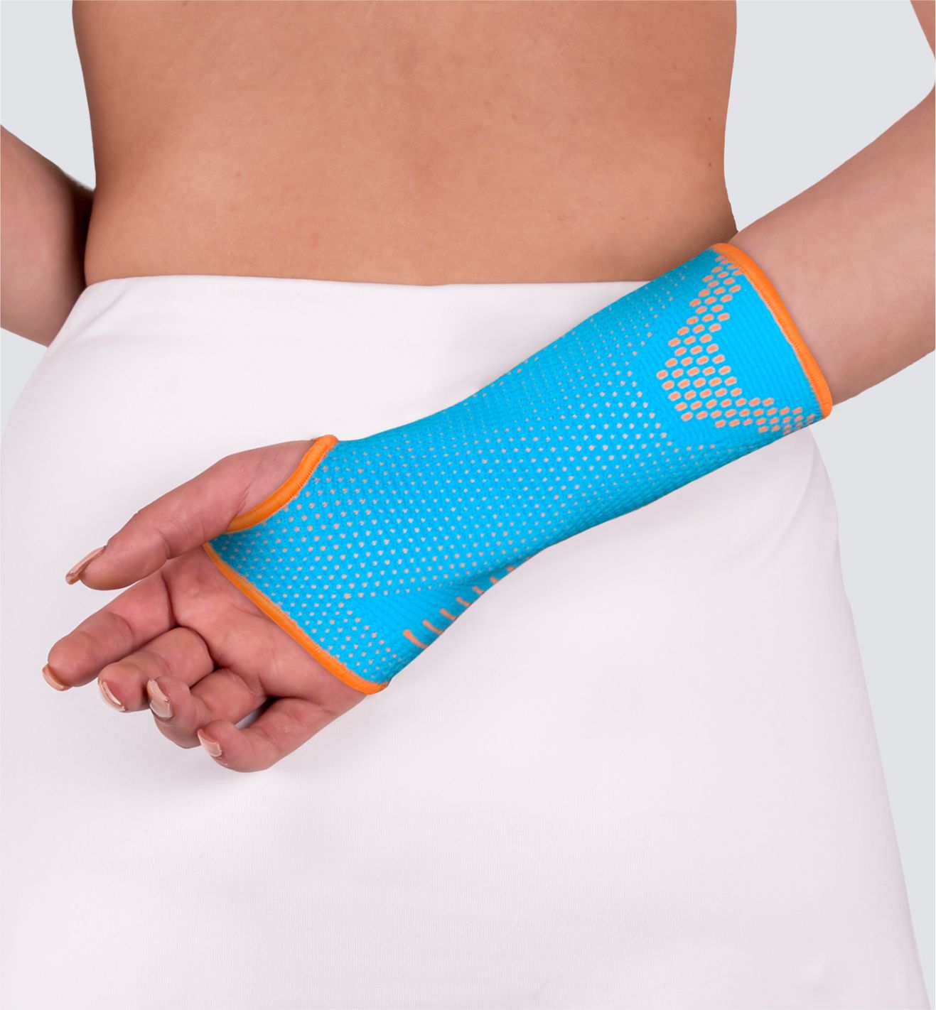 Manucare Easyknitted Elastic Wrist Support - Image 2