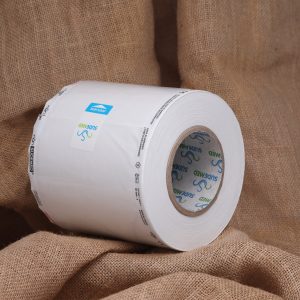 DuPont™ Tyvek® sterilizáló fólia tekercs EO és plazma sterilizáláshoz.